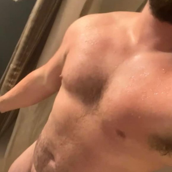 Meet your Posher, JP - Picture 1 of 3